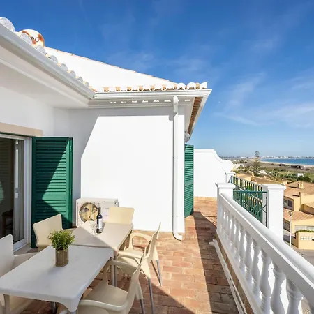 Apartment Meia Praia